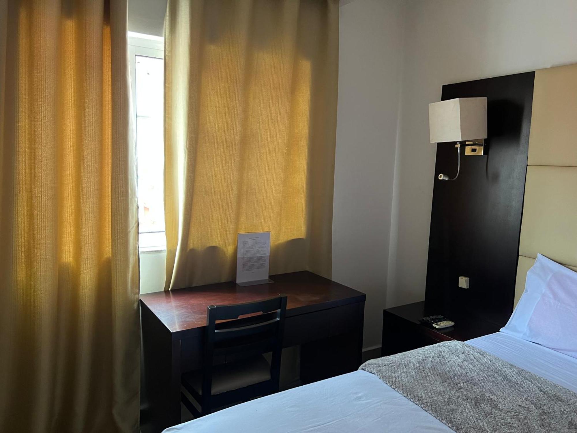 Guest House La Plaza Luanda Exterior photo